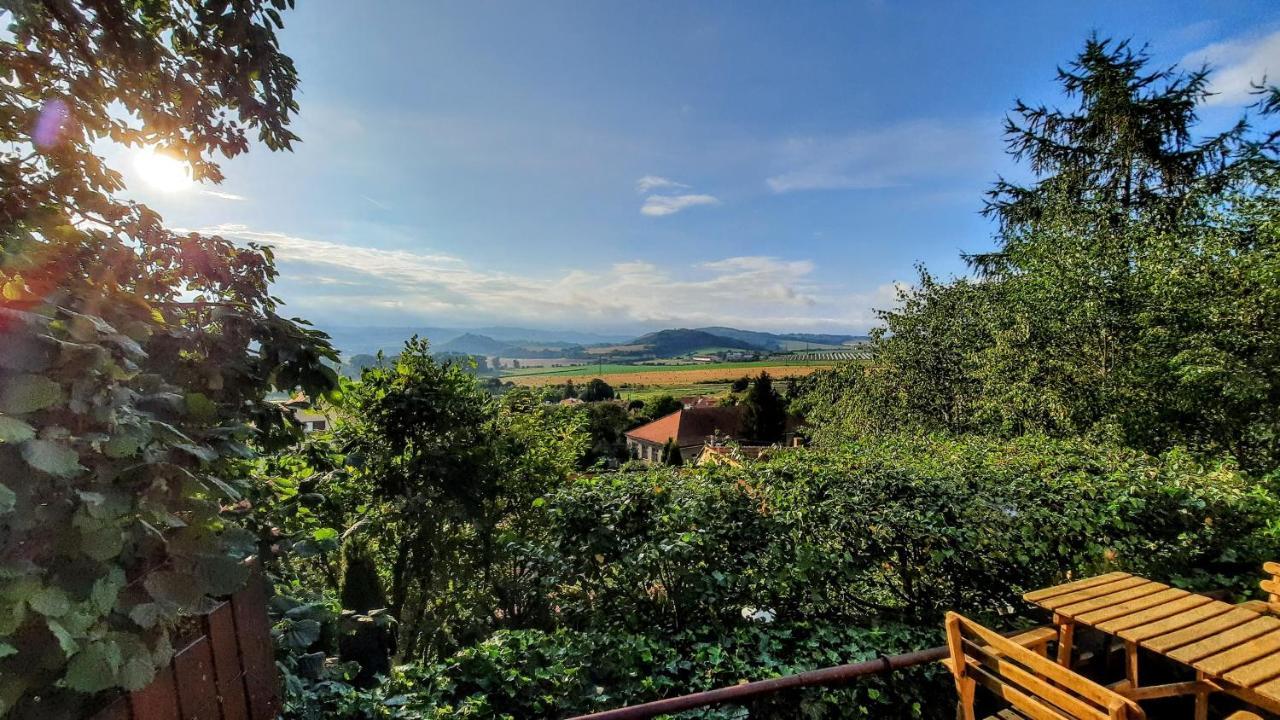 Apartman Za Kopcem Босковіце Екстер'єр фото